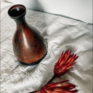 Multi-tonal metal vase